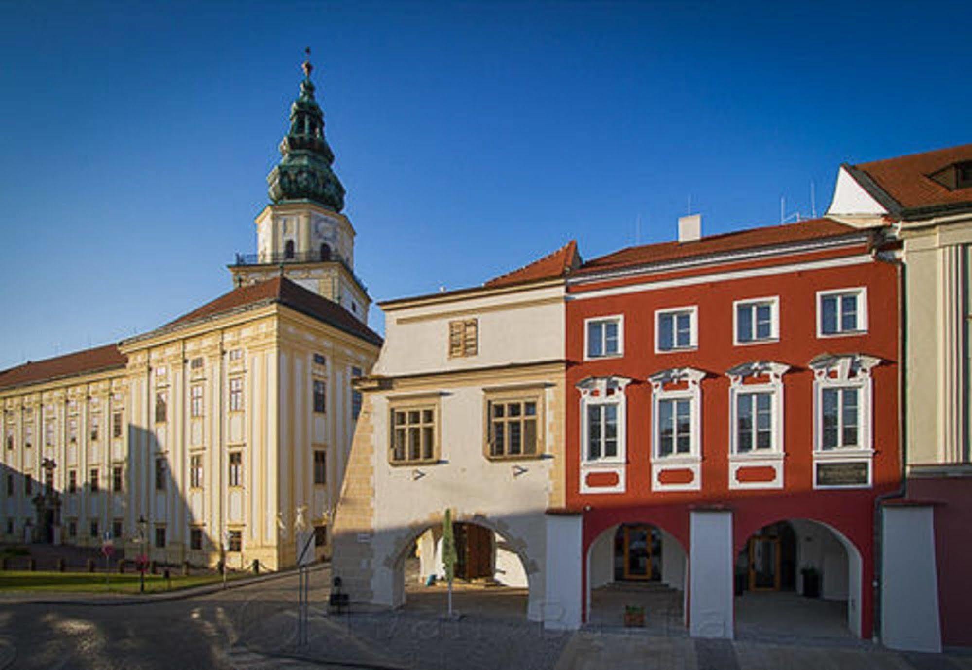 Hotel Purkmistr Кромержиж Экстерьер фото