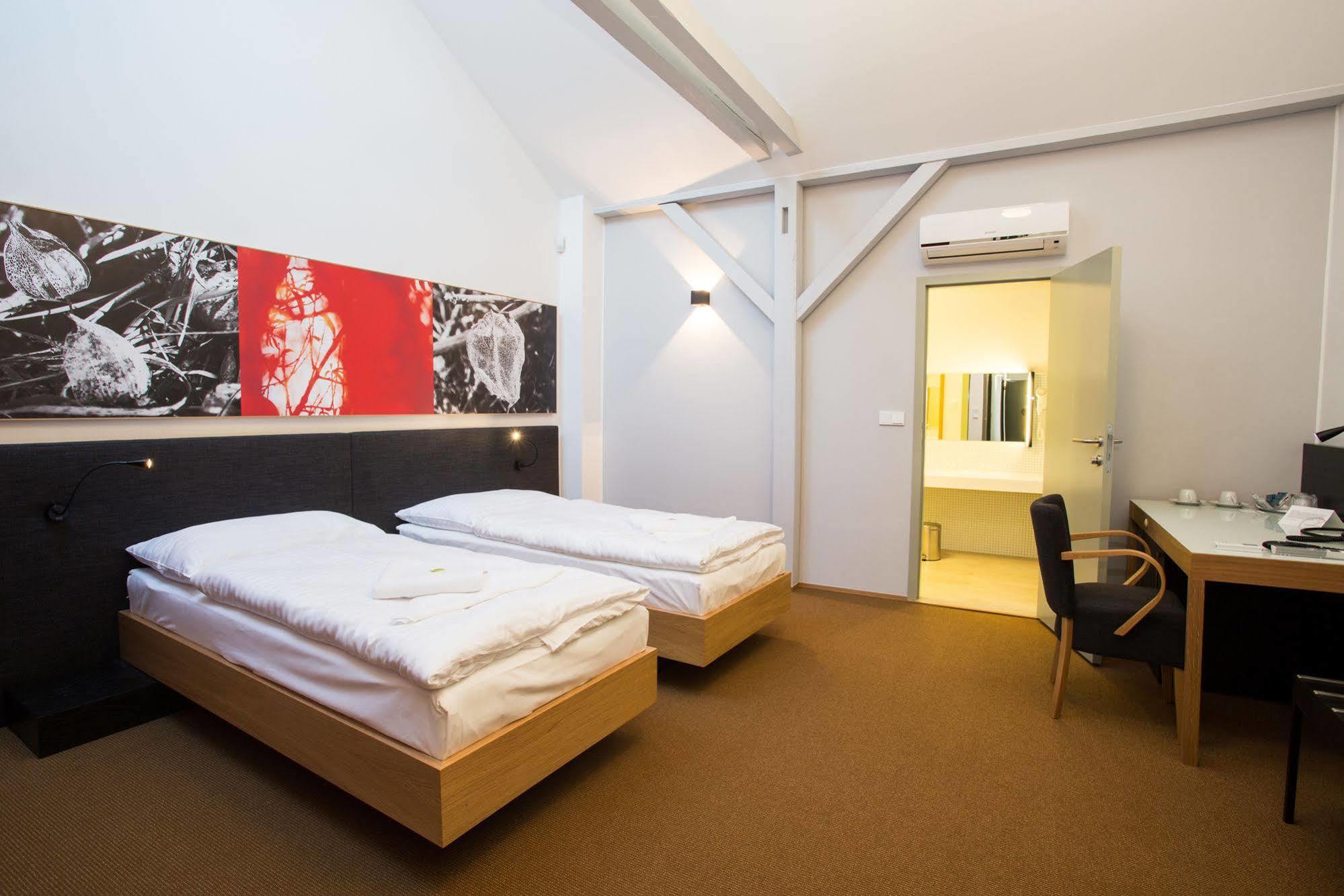 Hotel Purkmistr Кромержиж Экстерьер фото